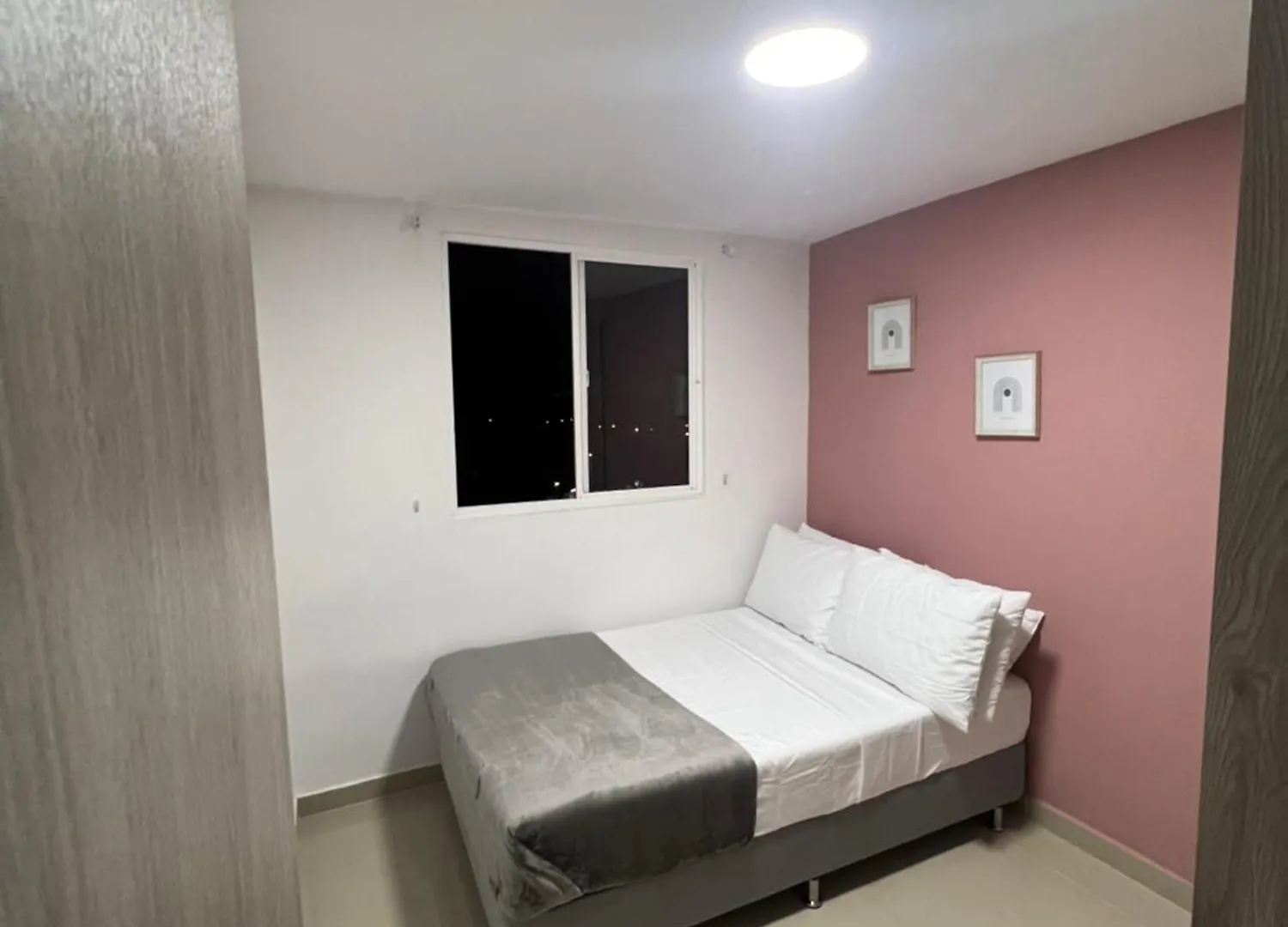 Cali Acogedor Y Completo, Apto Cerca De Jardin Plaza, Con Piscina, Parqueadero Y Aire Acondicionado