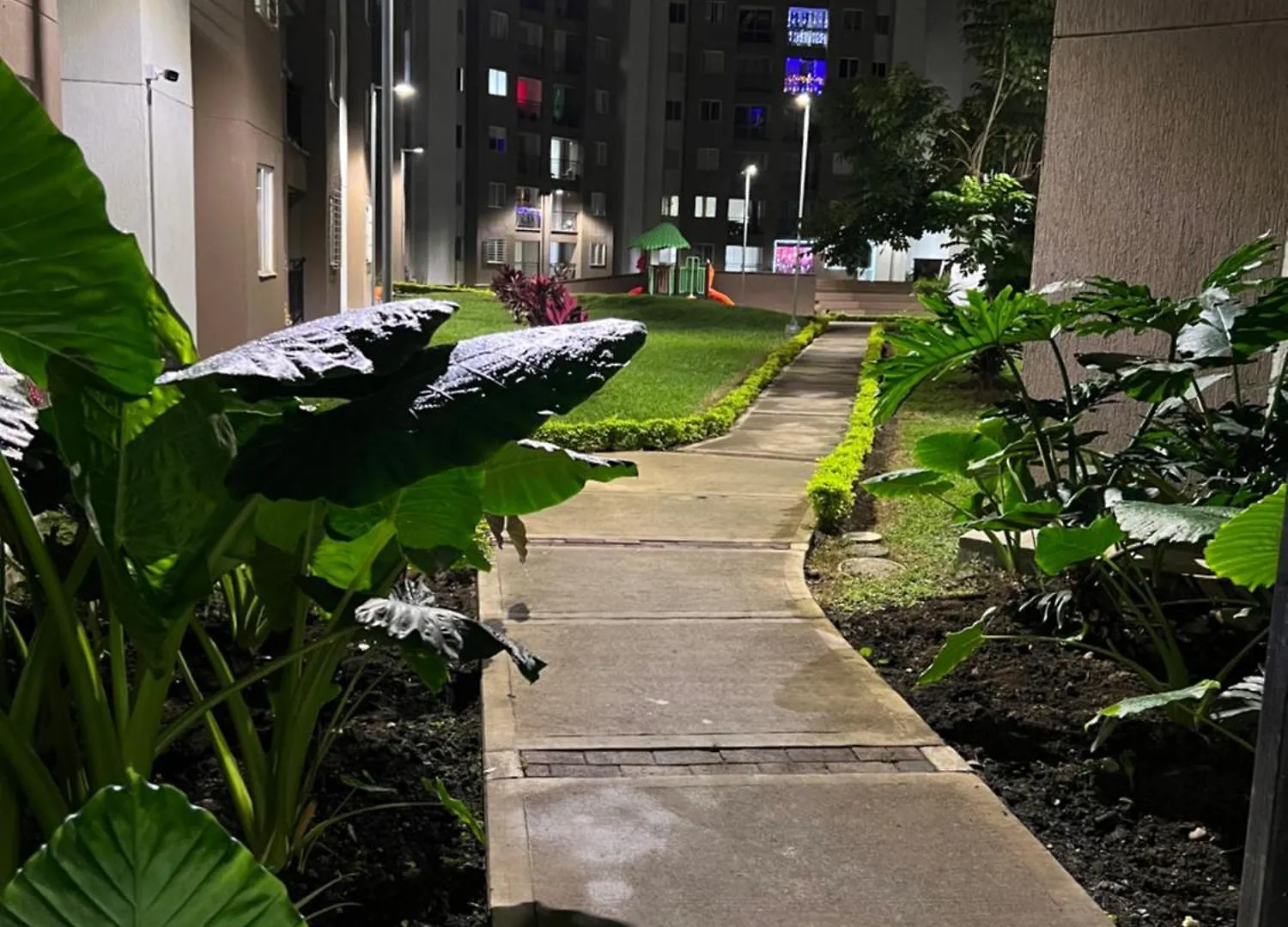 Cali Acogedor Y Completo, Apto Cerca De Jardin Plaza, Con Piscina, Parqueadero Y Aire Acondicionado